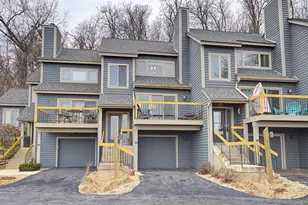 310 Territory Dr, Galena, IL 61036 - Photo 1