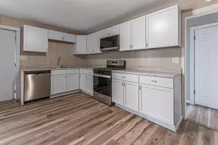 2803 Fairview Ave, Rockford, IL 61101 - Photo 7