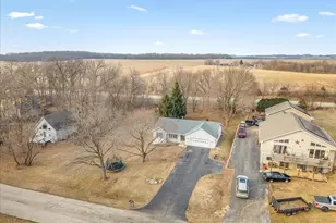 1101 Drexel Rd, Lake Summerset, IL 61019 - Photo 3