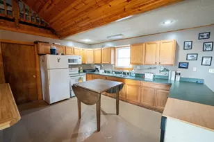 1459 Briar Knoll Rd, Amboy, IL 61310 - Photo 15