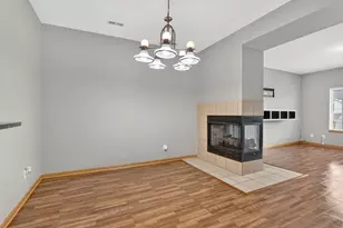 2043 Derby Ln, Belvidere, IL 61008 - Photo 5