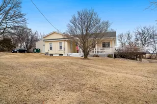 8701 N Main St, Leaf River, IL 61047 - Photo 29