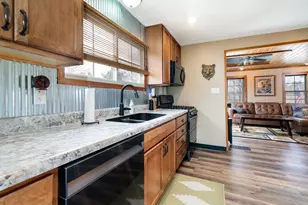 8701 N Main St, Leaf River, IL 61047 - Photo 11