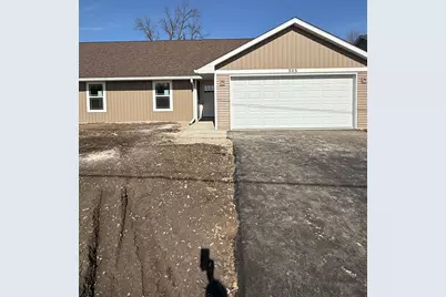 305 W South Street, Durand, IL 61024 - Photo 3