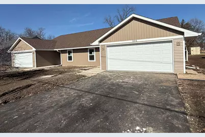 305 W South Street, Durand, IL 61024 - Photo 1