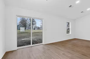 307 W South St, Durand, IL 61024 - Photo 7