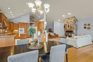 870 Breckenboro Rd, Lake Summerset, IL 61019 - Photo 11