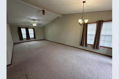 410 Pine White Road, Roscoe, IL 61073 - Photo 15