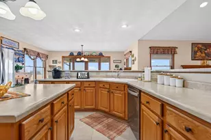 10023 Auburn Rd, Winnebago, IL 61088 - Photo 19