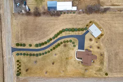 10023 Auburn Road, Winnebago, IL 61088 - Photo 9