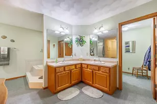 10023 Auburn Rd, Winnebago, IL 61088 - Photo 27