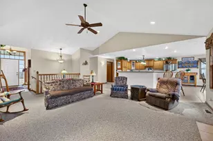 10023 Auburn Rd, Winnebago, IL 61088 - Photo 17