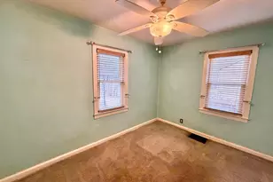 1506 Victoria Ave, Rockford, IL 61102 - Photo 15