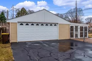 1231 Van Stone Dr, Machesney Park, IL 61115 - Photo 35