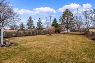 1231 Van Stone Dr, Machesney Park, IL 61115 - Photo 41