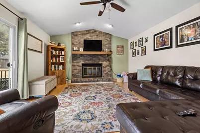 5936 Sandringham Lane, Rockford, IL 61107 - Photo 9