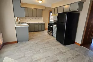 4696 Palmerstone Rd, Rockford, IL 61102 - Photo 11