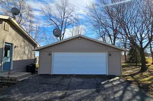 4696 Palmerstone Rd, Rockford, IL 61102 - Photo 5