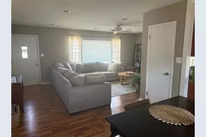 2430 8th Street, Peru, IL 61354 - Photo 19