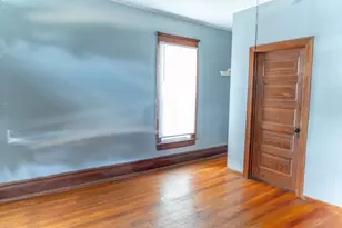 302 E Prospect Terrace, Freeport, IL 61032 - Photo 3