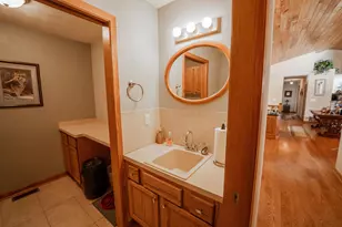 10343 N Girl Scout Rd, Stillman Valley, IL 61084 - Photo 35