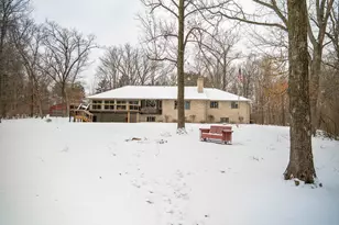 10343 N Girl Scout Rd, Stillman Valley, IL 61084 - Photo 57