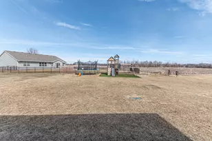 5627 Waters Bend Dr, Belvidere, IL 61008 - Photo 49