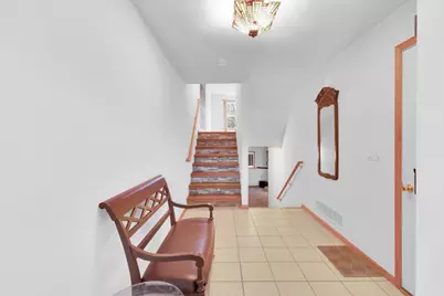 623 Southtowne Drive, Belvidere, IL 61008 - Photo 9