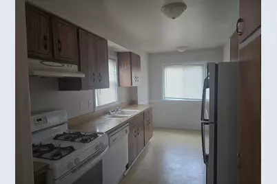 1103 Scottswood, Rockford, IL 61107 - Photo 7