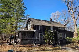 900 Ridgewood Dr, Rockford, IL 61107 - Photo 1