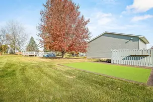 3028 S Golf Rd, Stockton, IL 61085 - Photo 57