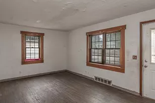 1120 Ogilby Rd, Rockford, IL 61102 - Photo 7