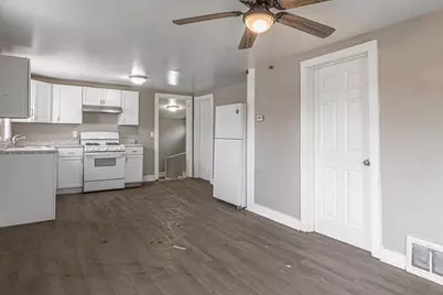 3911 Delaware Street, Rockford, IL 61102 - Photo 5