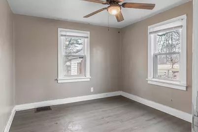 3911 Delaware Street, Rockford, IL 61102 - Photo 9