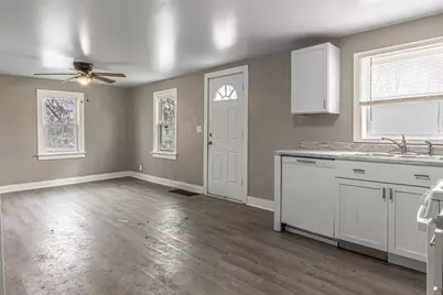 3911 Delaware Street, Rockford, IL 61102 - Photo 7