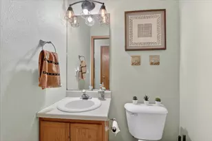 591 Rivercove Ct, Machesney Park, IL 61115 - Photo 29