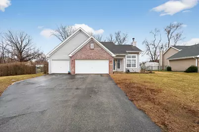 591 Rivercove Ct, Machesney Park, IL 61115 - Photo 3