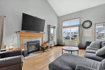 591 Rivercove Ct, Machesney Park, IL 61115 - Photo 9