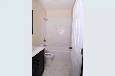 2808 Elisha Avenue, Zion, IL 60099 - Photo 35