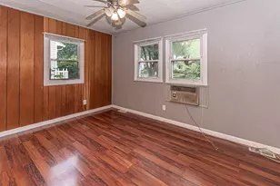 2107 22nd St, Rockford, IL 61108 - Photo 9