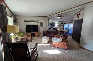 8686 Dutch Elm Ct, Roscoe, IL 61073 - Photo 5