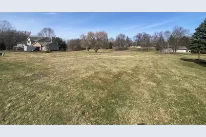 11831 Bowen Parkway, Roscoe, IL 61073 - Photo 3