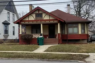 906 Somonauk St, Sycamore, IL 60178 - Photo 1