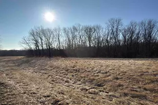 16-84 Canterberry Dr, Lake Carroll, IL 61046 - Photo 1