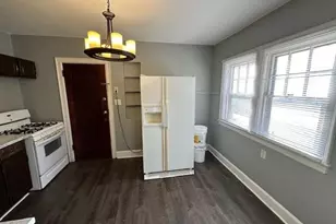1022 15th St, Rockford, IL 61103 - Photo 5