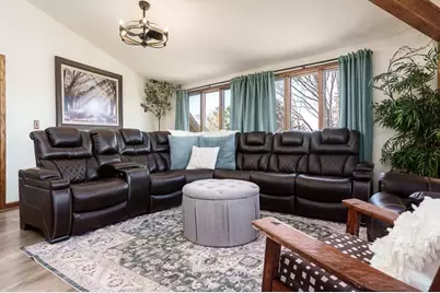 12544 Greensview Drive, Roscoe, IL 61073 - Photo 15