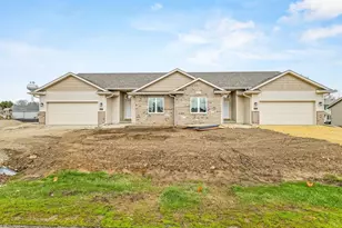 309 E Pershing St, Stillman Valley, IL 61084 - Photo 25