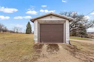 16398 Rock Grove Rd, Durand, IL 61024 - Photo 23