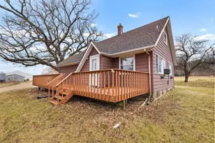 16398 Rock Grove Rd, Durand, IL 61024 - Photo 3