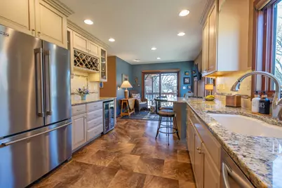 2917 Brookview Drive #Unit 1, Freeport, IL 61032 - Photo 13